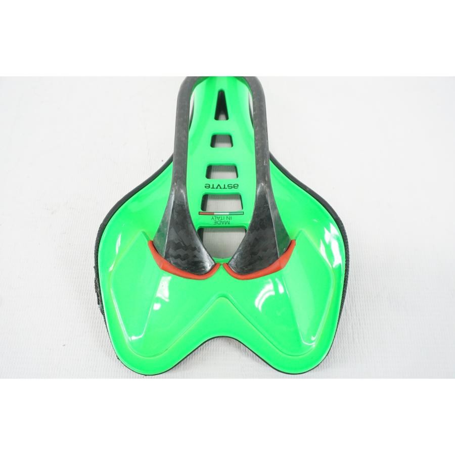 Astute Skyline VT Rail Saddle Bicycle Cycling Seat