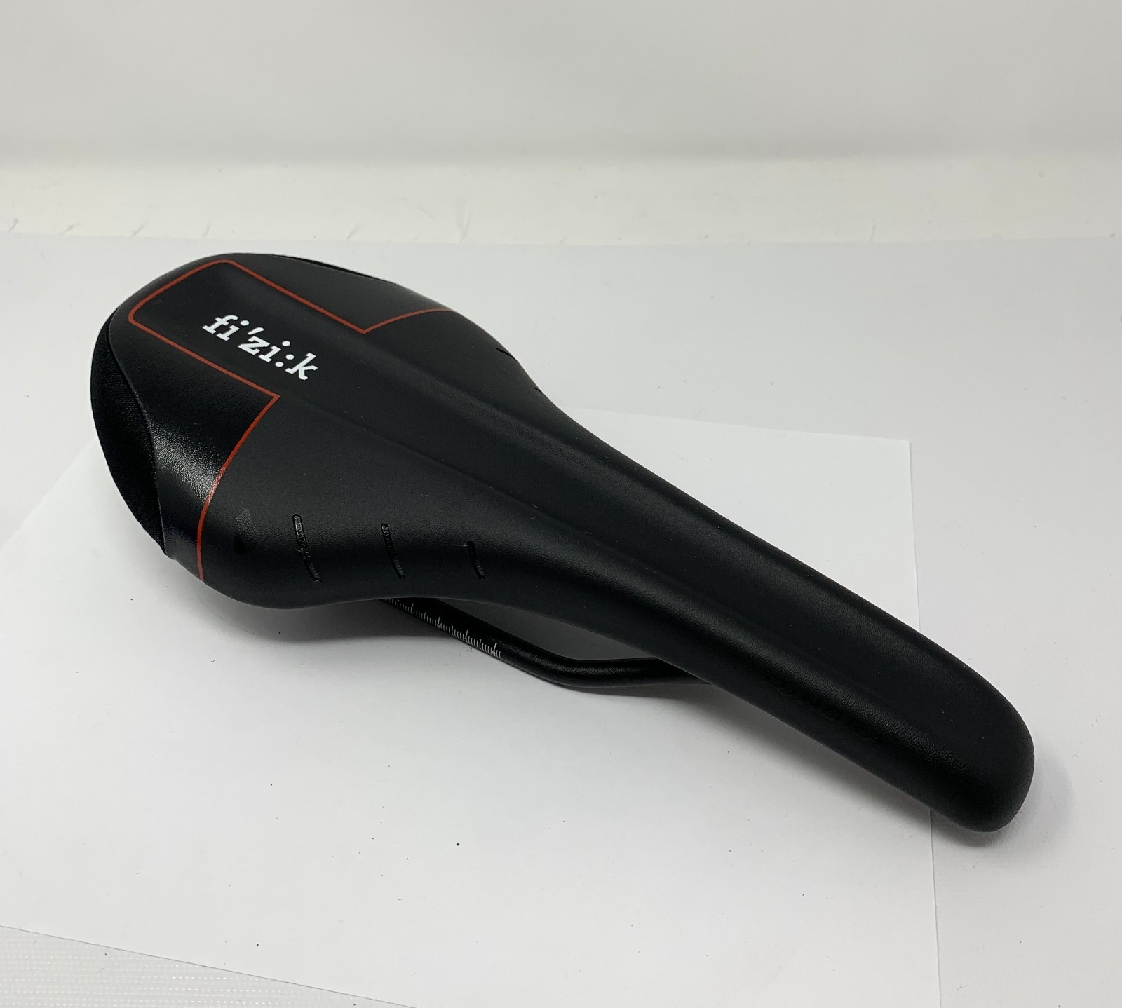 Fizik Tundra M5 Manganese Saddle – New