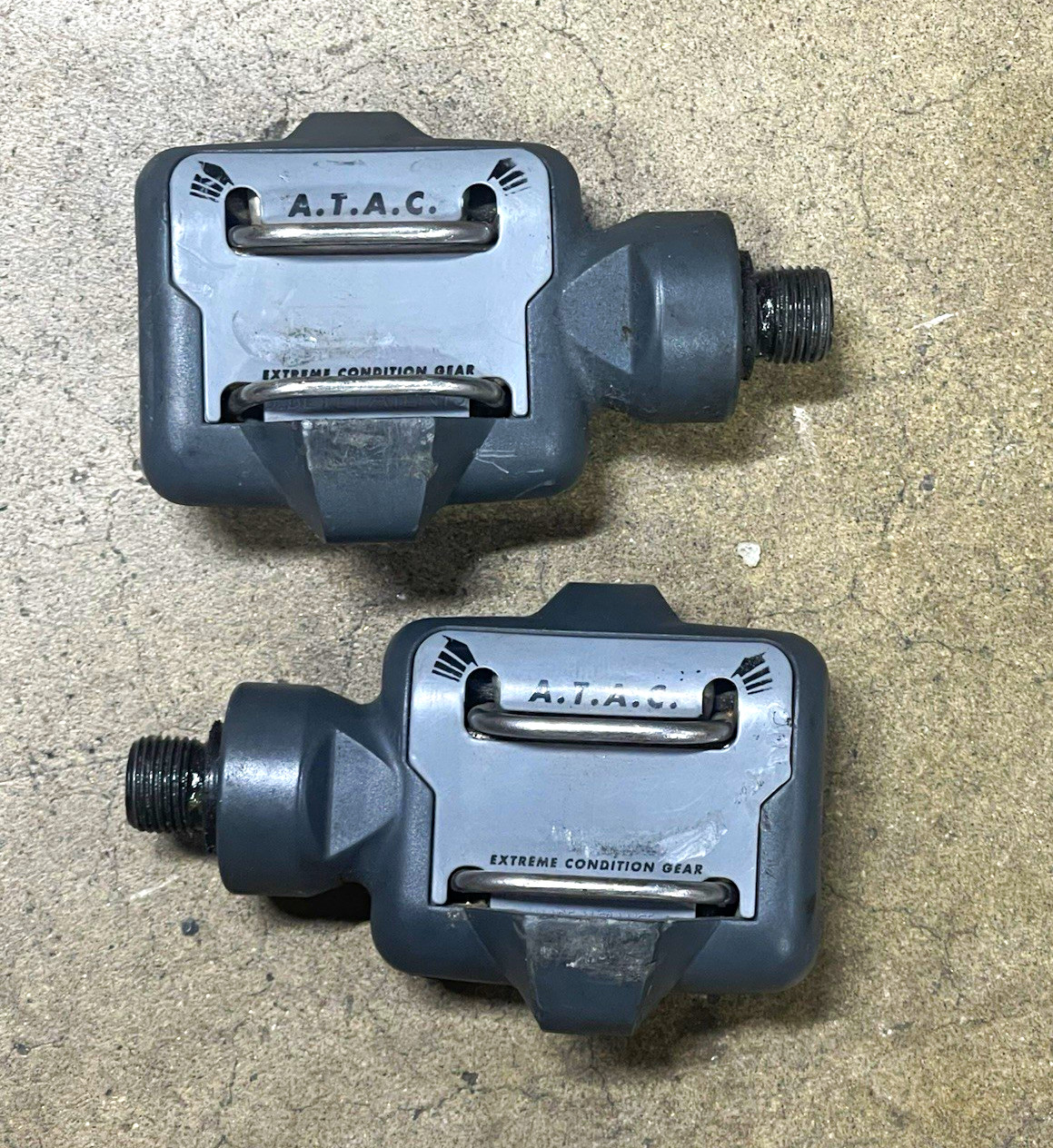 TIME ATAC Clipless Mountain Bike Pedals Pair Composite/Steel Gray Black Silver