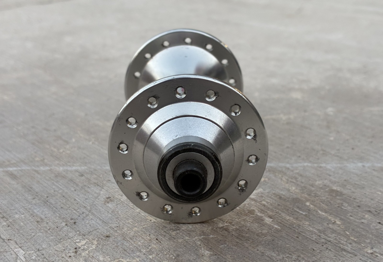 NOS Hugi Compact QR Front Hub | 28-hole / Made in Germany