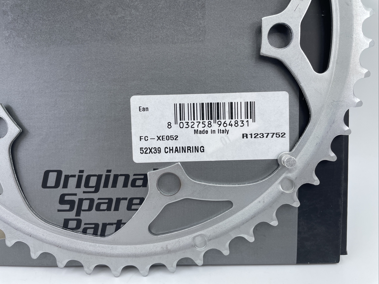 CAMPAGNOLO 135mm BCD 52-tooth Large Steel Chainring Classic Silver NEW IN BOX