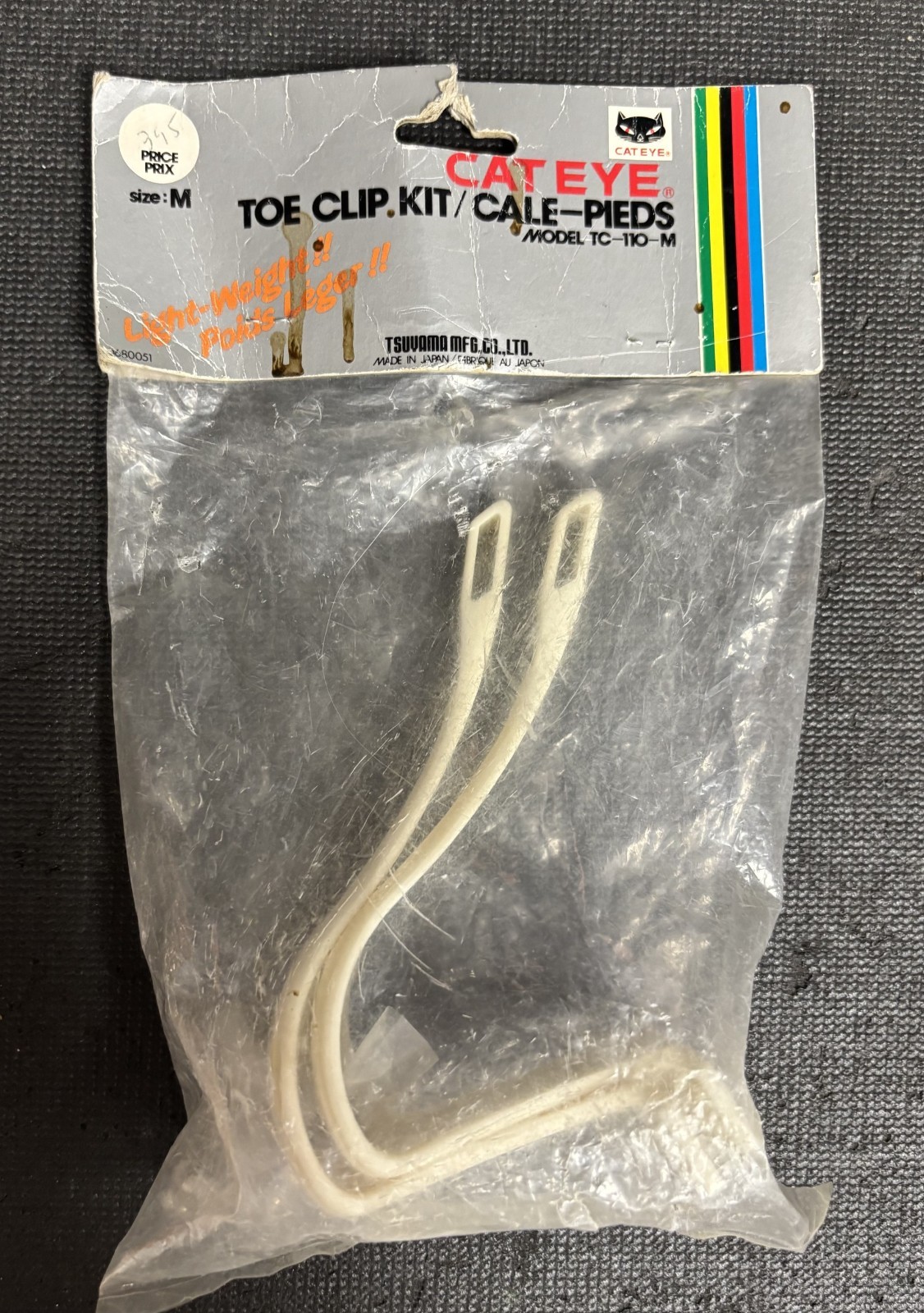 NOS Cateye Toe Clip Kit, white, medium mountain toe clips