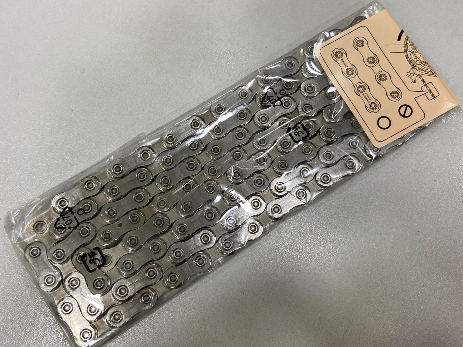 Shimano SLX 105 CN-M7100 12Speed MTB Bicycle Chain (116-Links) Silver