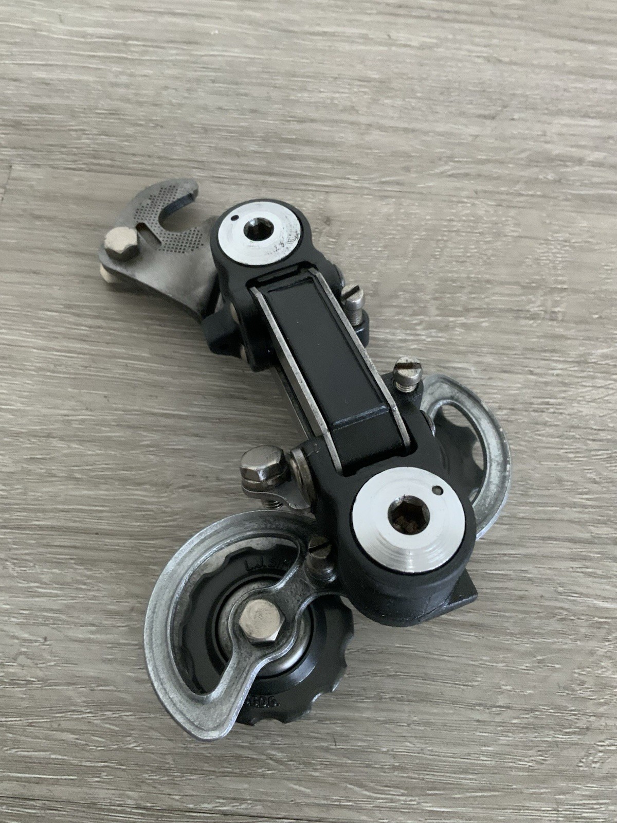 SIMPLEX PRESTIGE REAR DERAILLEUR 5, 6, OR 7 SPEED BLACK 240 GRAMS