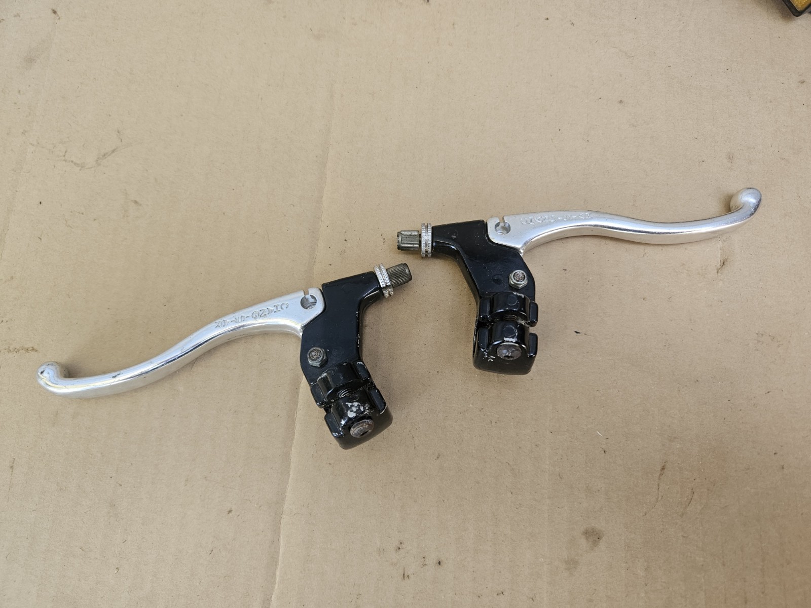Vintage Old School 80s Chang Star Brake Levers Long Reach 4 Finger 22.2mm clamp