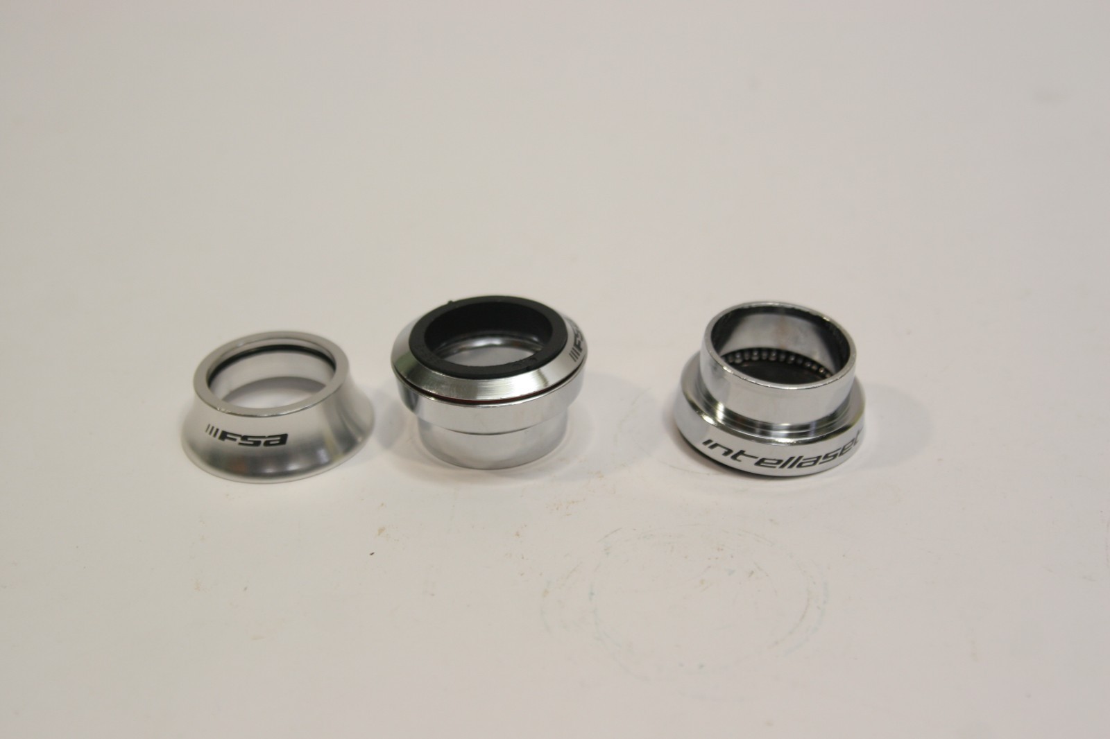 FSA Intellaset 1 1/8 Threadless Headset Silver FSA4