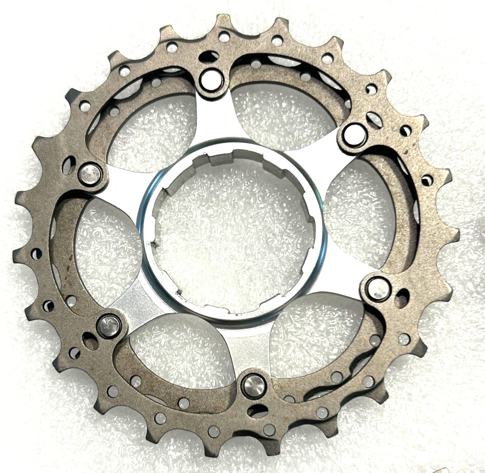 SHIMANO – DURA ACE – CSST SET – CS700 – 9 SPD. – 11 x 23T. – VINTAGE – USED