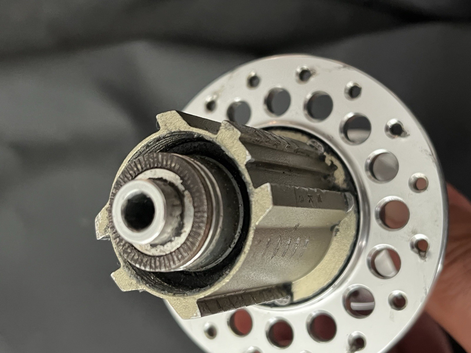 Velocity Race 32h Rear Hub 130mm, Campagnolo Freehub 8-9-10s