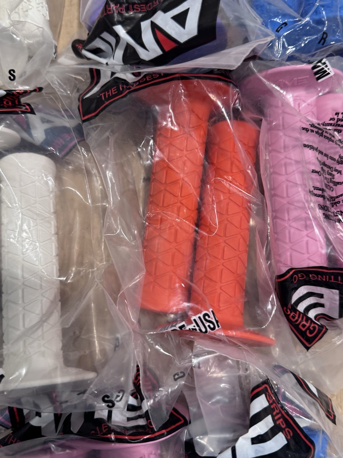 LOT OF 8 NEW AME BMX GRIPS ASSORTED COLORS OLDSCHOOL GT HARO REDLINE