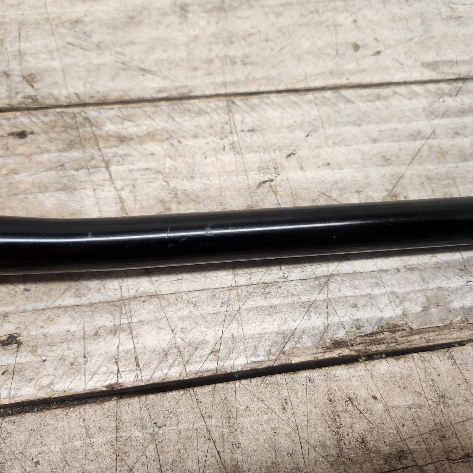 Vintage 1990s GT Mountain Bike Handlebar 25.4mm Clamp 560mm Wide Black Alloy MTB