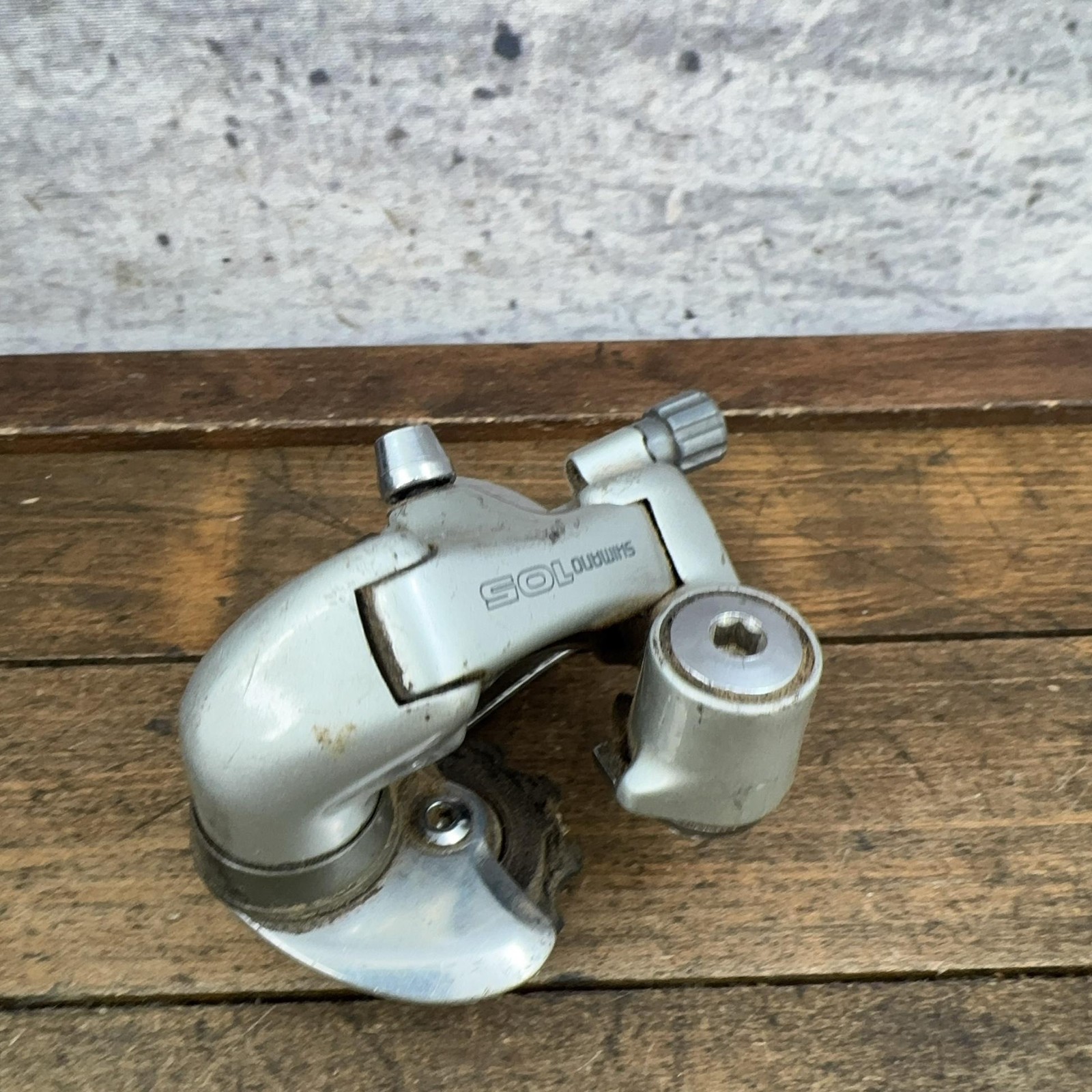 Vintage Shimano 105 RD-1055 Rear Derailleur 7 Speed Short Cage Silver Japan 245g