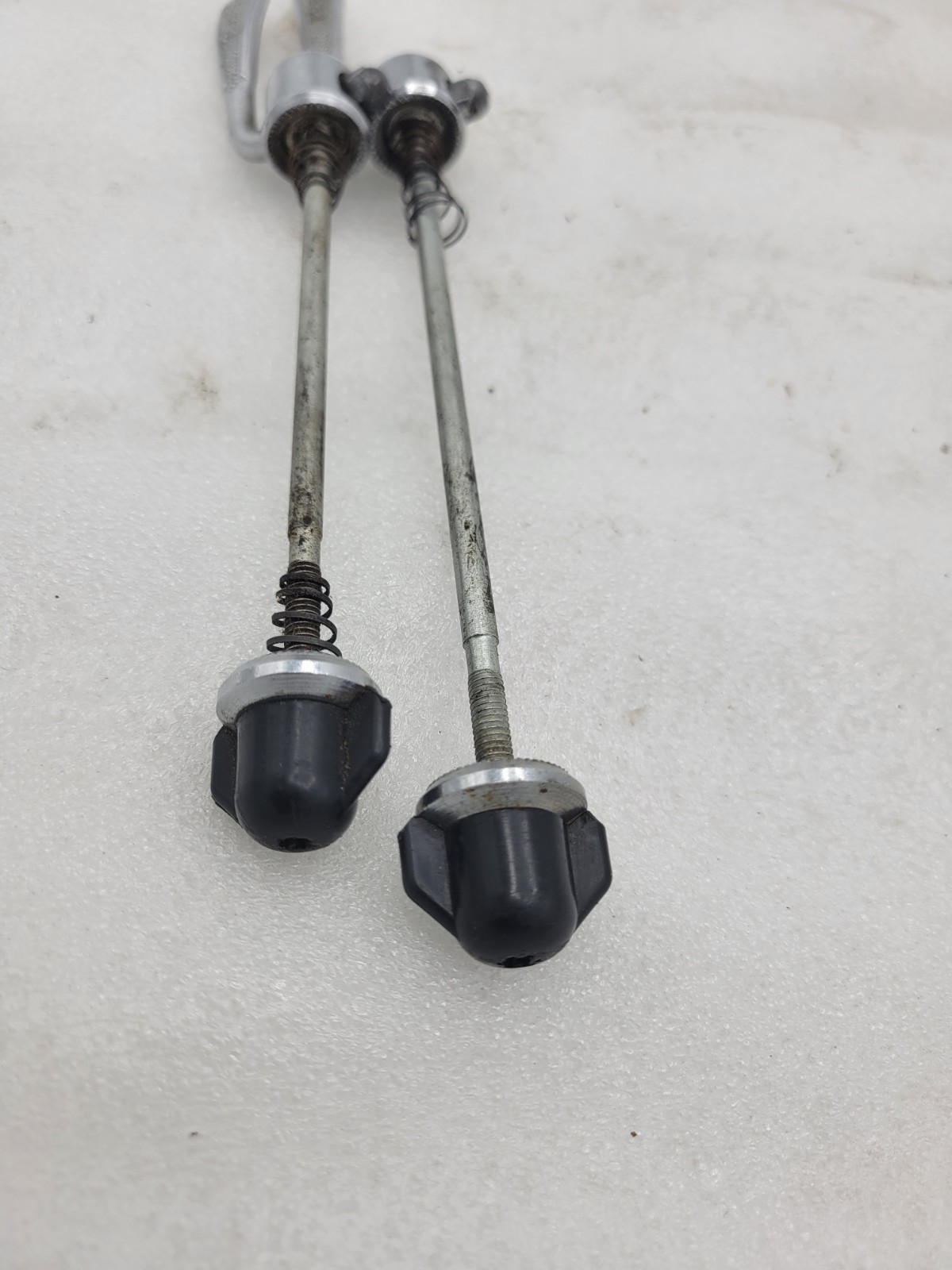 MAILLARD SPIDEL QUICK RELEASE SKEWER SET 100/125mm spacing-used