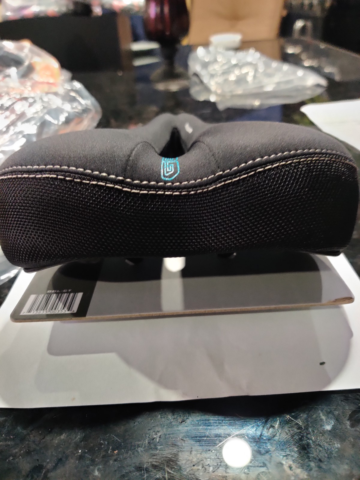 dual density gel saddle with cut out by Serfas women’s model DDM-CT