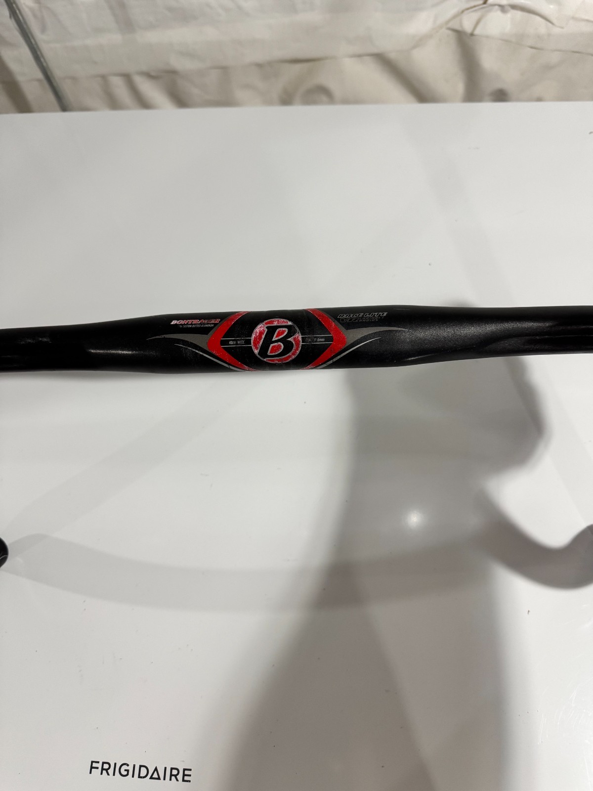 Bontrager Race Lite VR drop bar handlebar