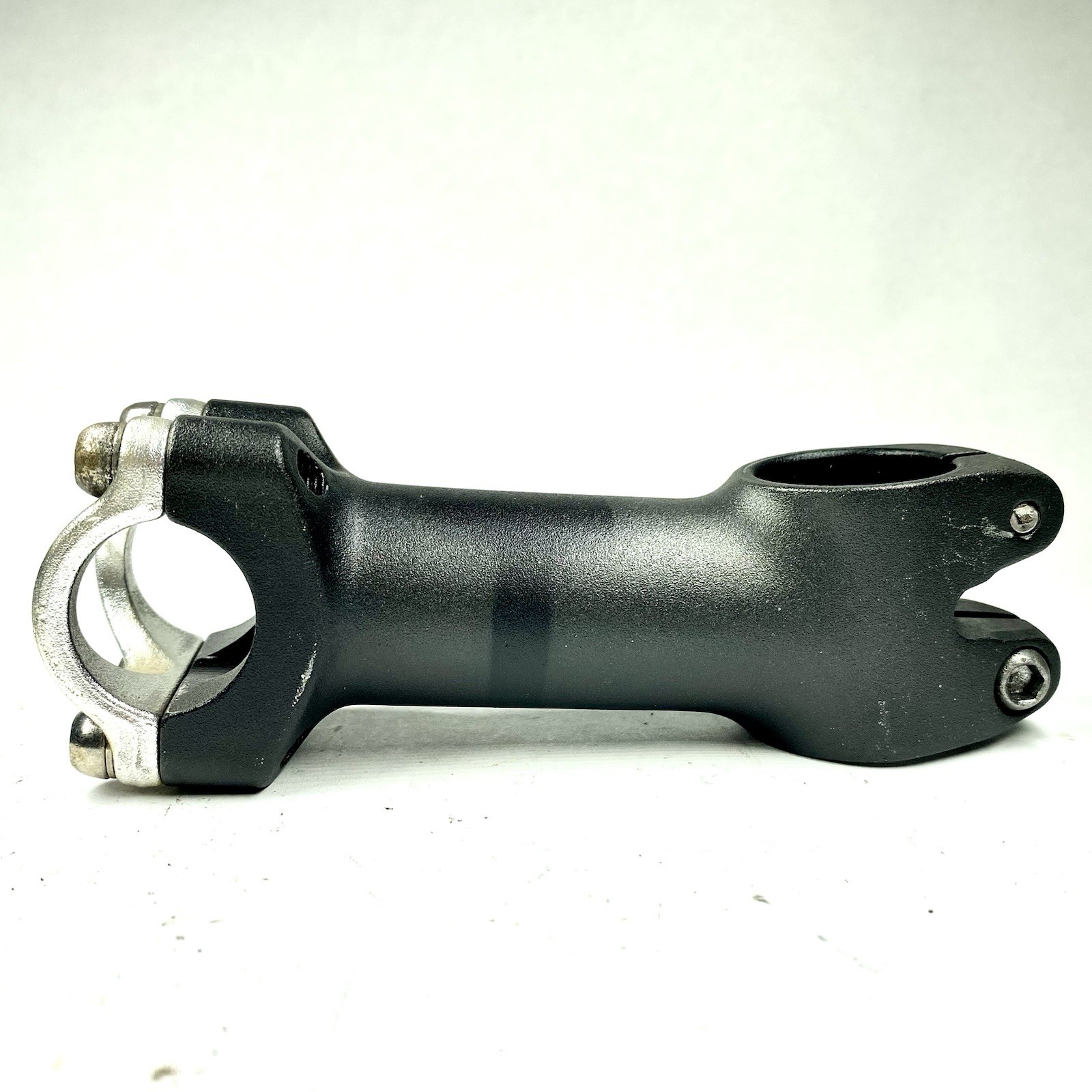 105mm Threadless Stem 1 1/8 26.0 Clamp Black Alloy Road Bike Stem Gravel 181g