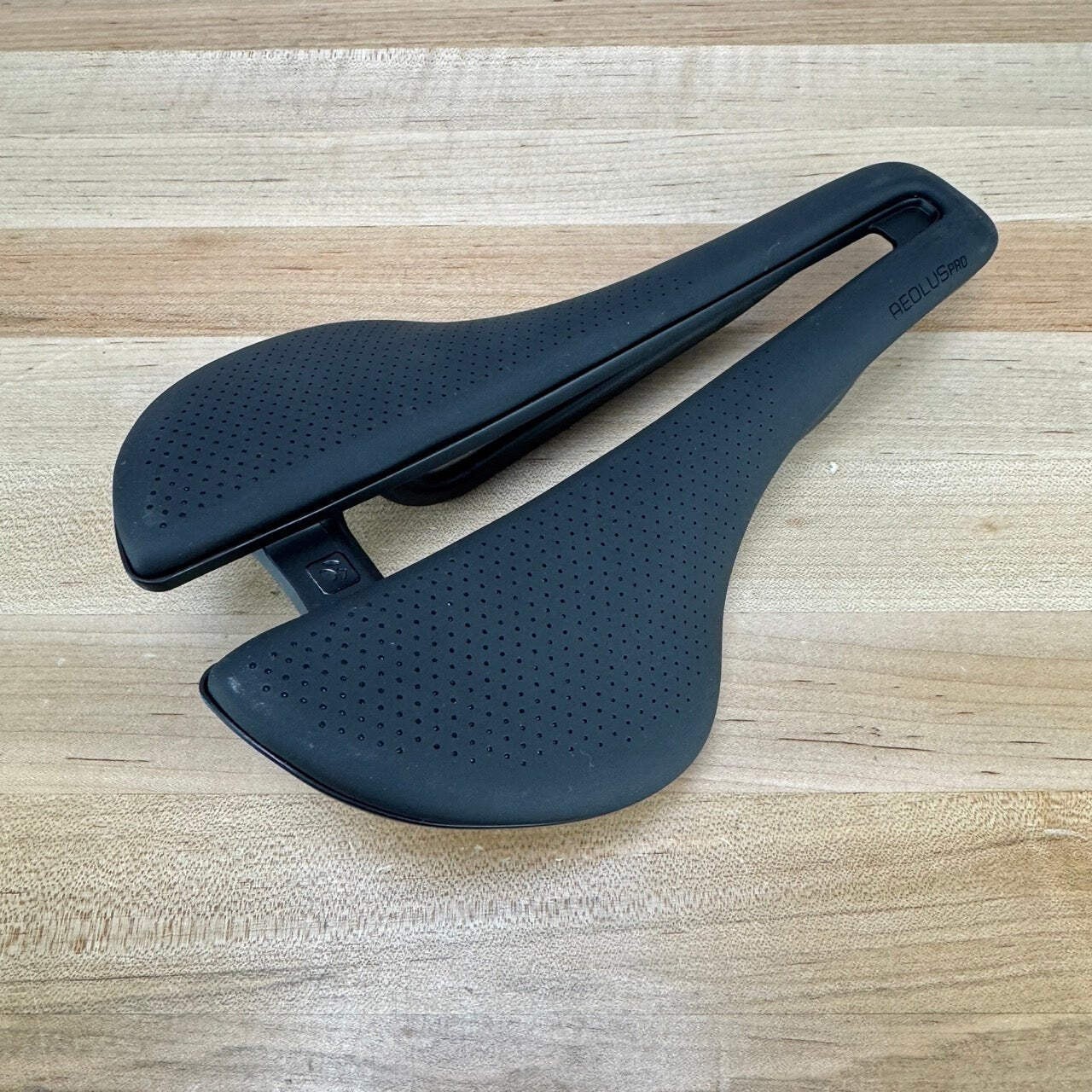New Takeoff! Bontrager Aeolus Pro 7x10mm Carbon Rails 155mm Saddle MSRP $260