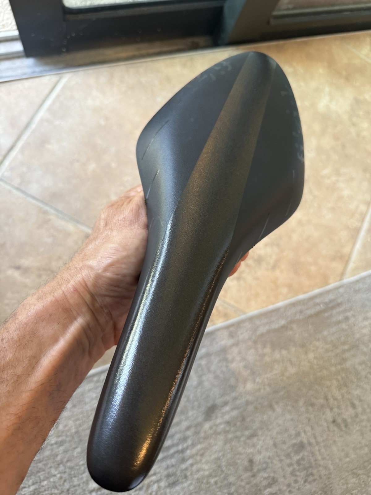 Fizik Airone Wingflex Bicycle Saddle, w/ ICS Clip System, Low Miles, 244g