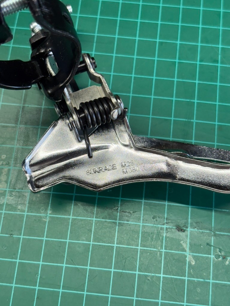 SunRace Front Derailleur 31.8mm Clamp Top Swing ~147g