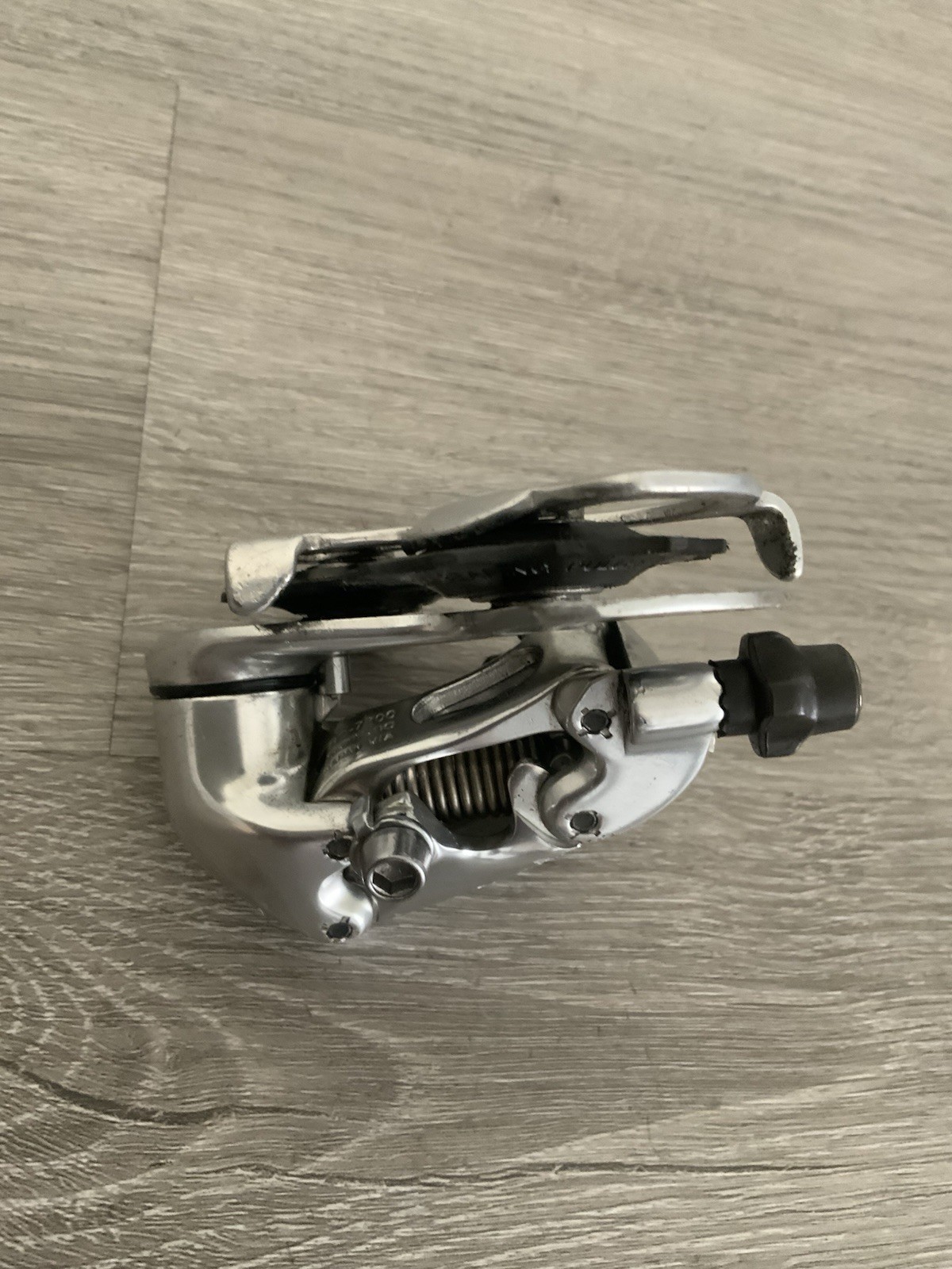 SHIMANO DURA ACE REAR DERAILLEUR 7700 10 OR 9 SPEED