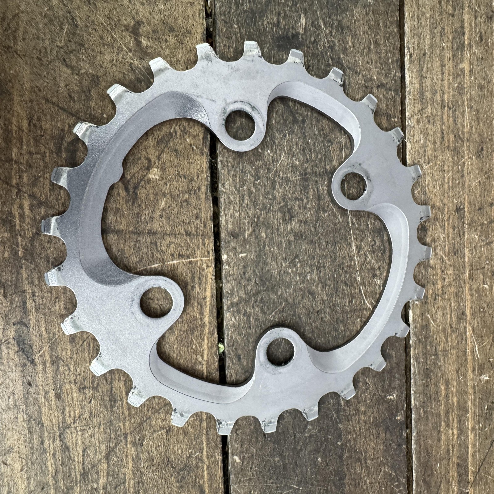 Shimano 26T Chainring 64 BCD 4-Arm Asymmetric Silver 11 Speed MTB Bike Inner 26