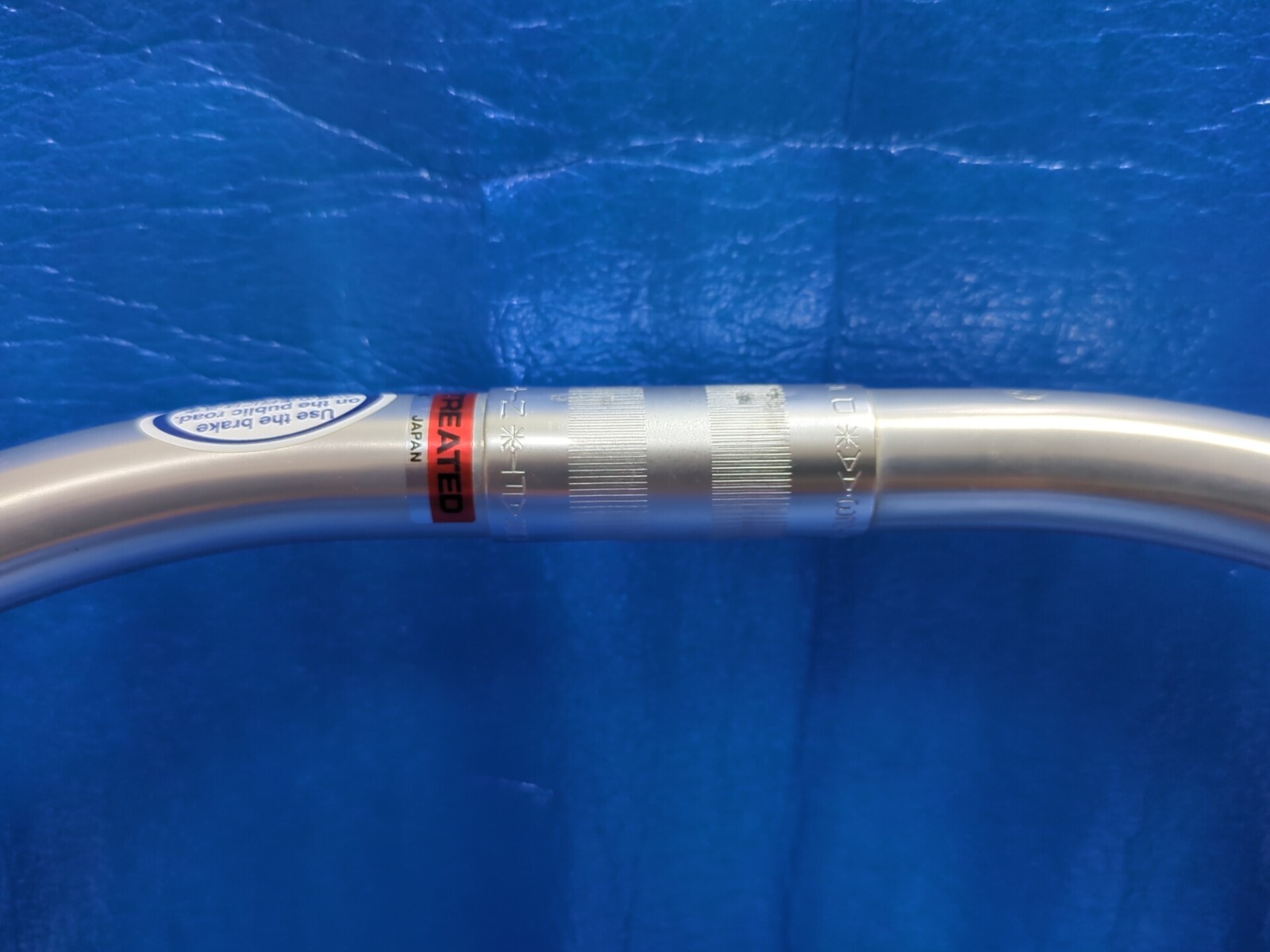 Nitto B123 AA 370mm NJS Handlebar + Soyo Grips