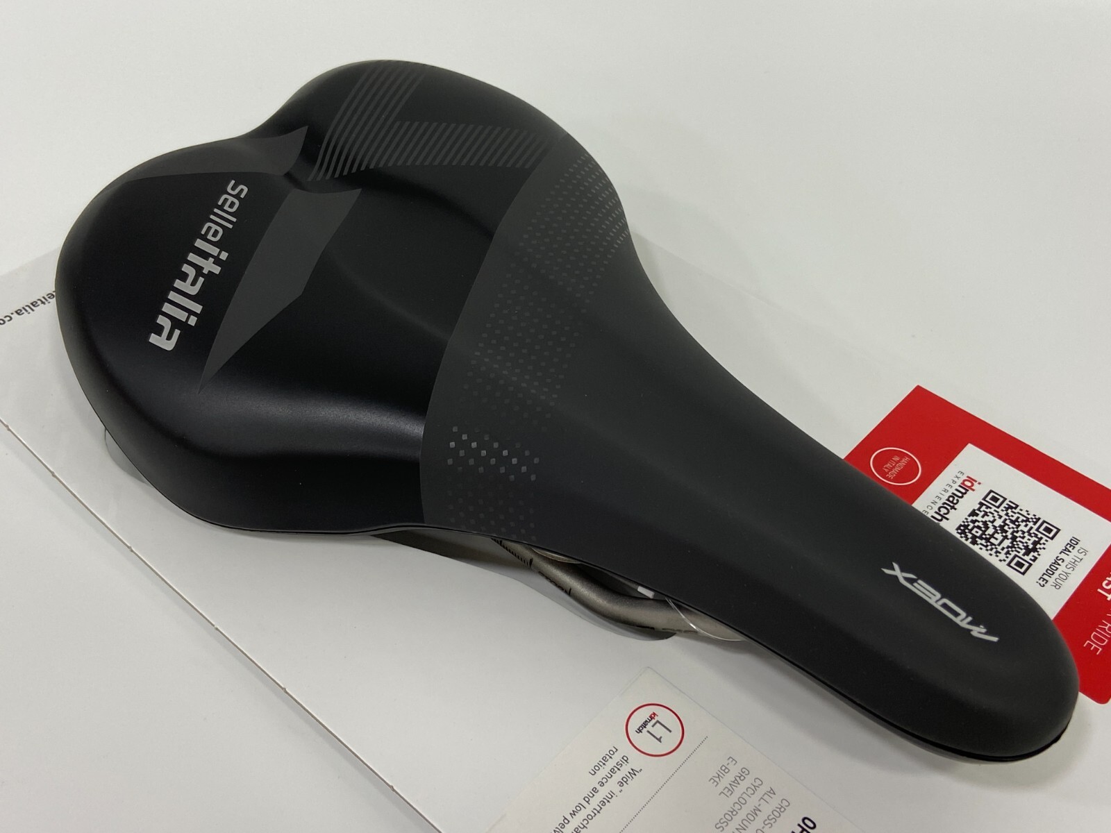 Selle Italia X-Bow L1 155x255mm TI316 Tube 7mm Rail Road Saddle (Black)