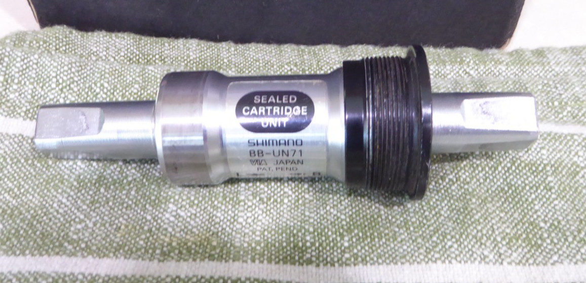Shimano Sealed Cartridge Unit BB-UN71 Japan Excellent Square Taper 68mm