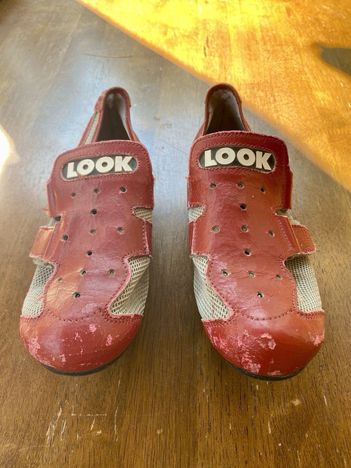 Vintage LOOK Clipless Road Bike Pedals and Cycling Shoes (women’s 8).