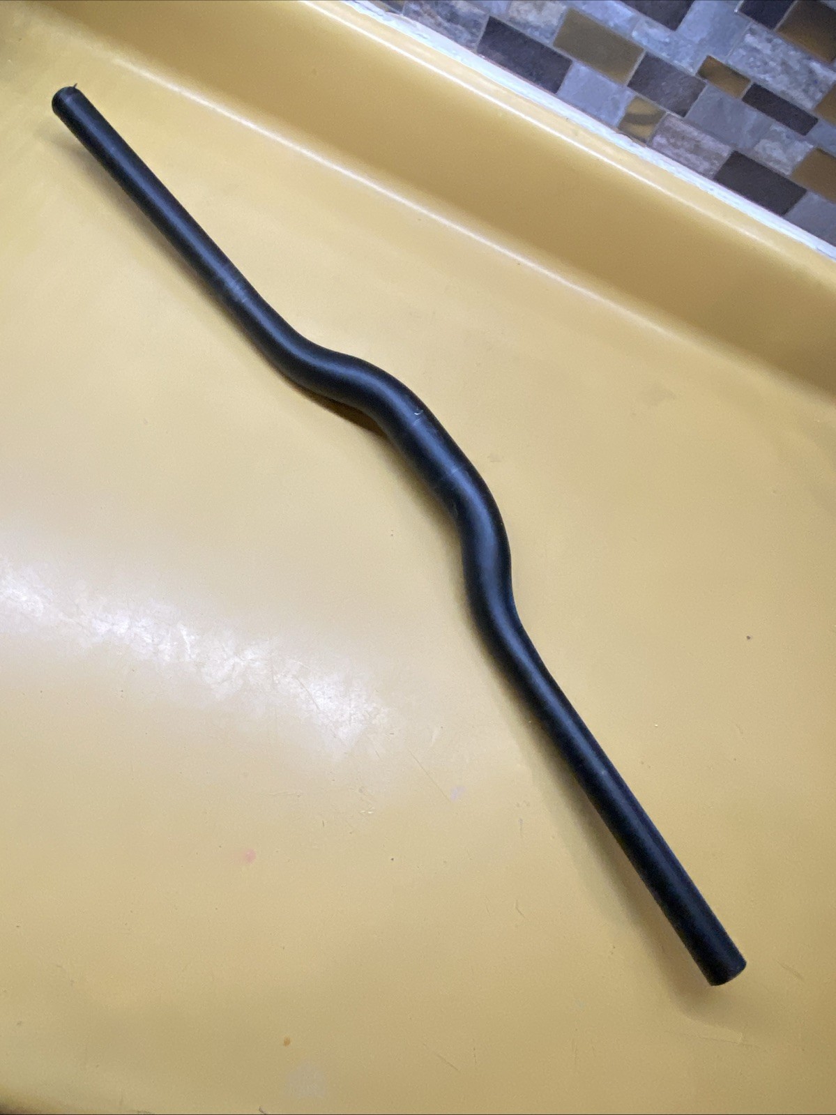 Black Truvativ XC-AM AL-66 XR 31.8 x 640mm X 35mm Riser Handlebar