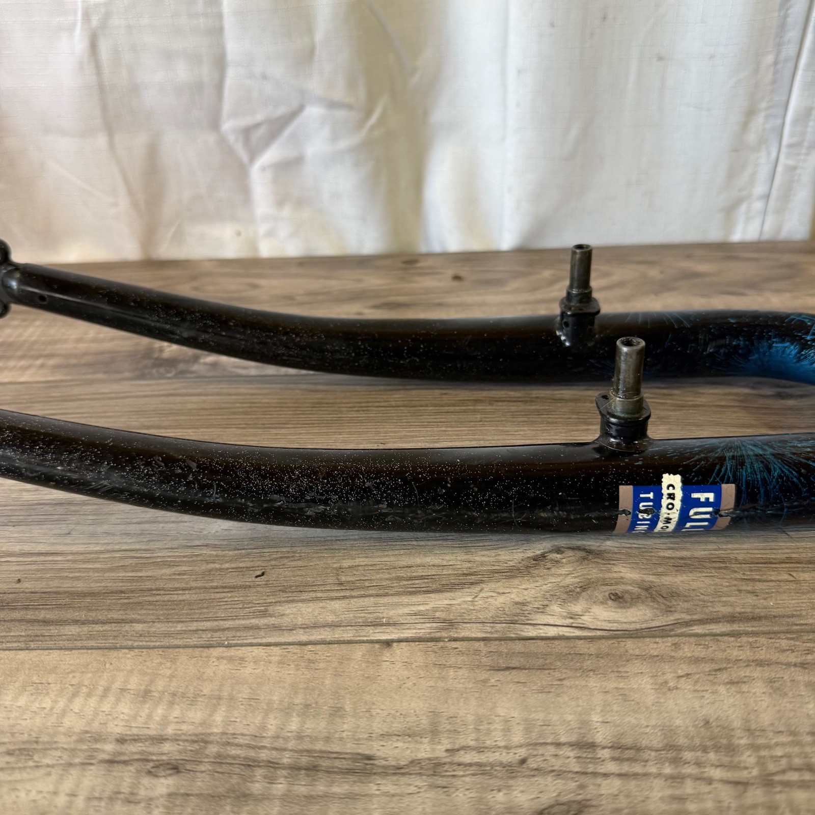 Vintage 90s  1 1/8 Threaded MTB Fork 26 150mm 395 Axle-Crown Back Blue Sparkle