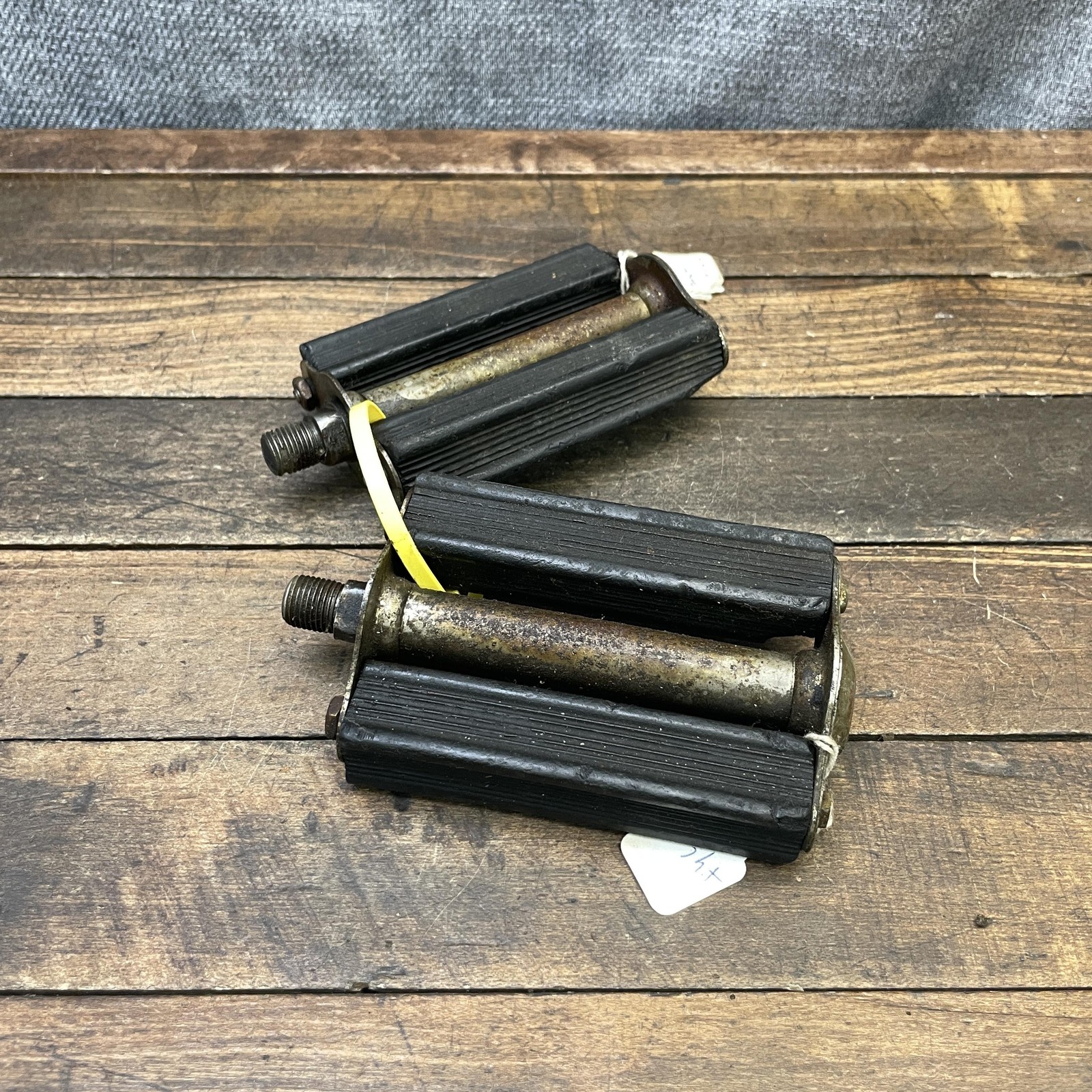 Vintage Wald Block Bike Pedals 1/2 In USA PARTS Bent Shaft Balloon Tire