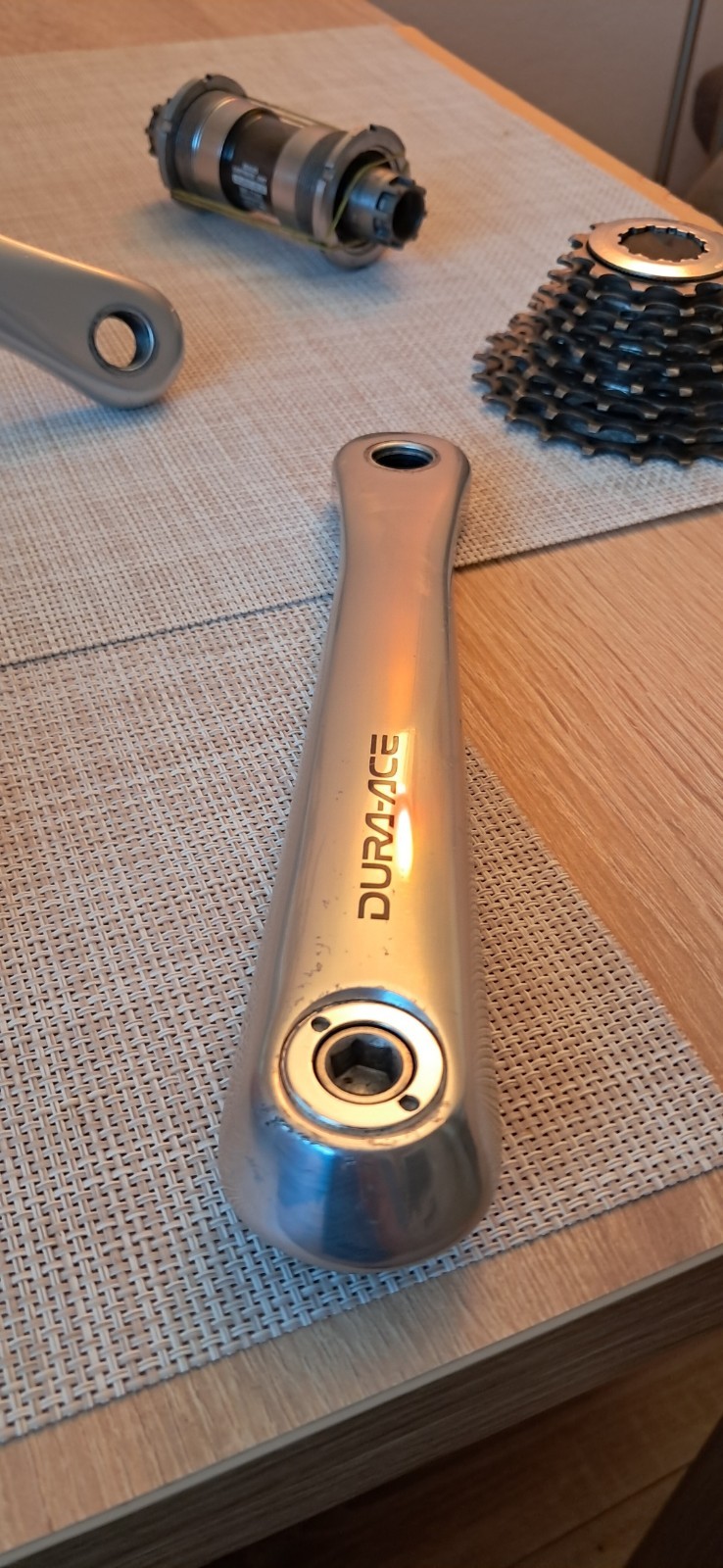 Shimano Dura Ace 7700 crankset + extra