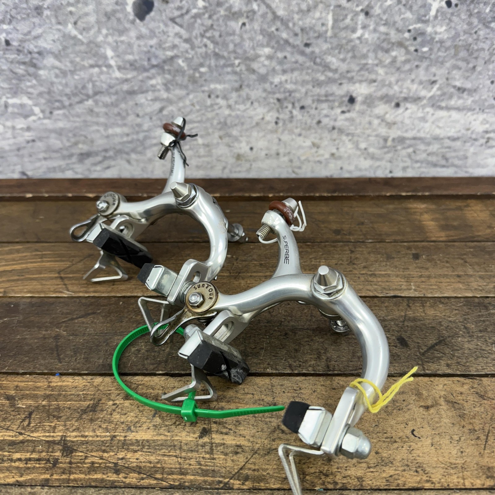 Vintage Suntour Superbe Caliper Brakes Set Silver Nut Road Bike Side Pull Japan