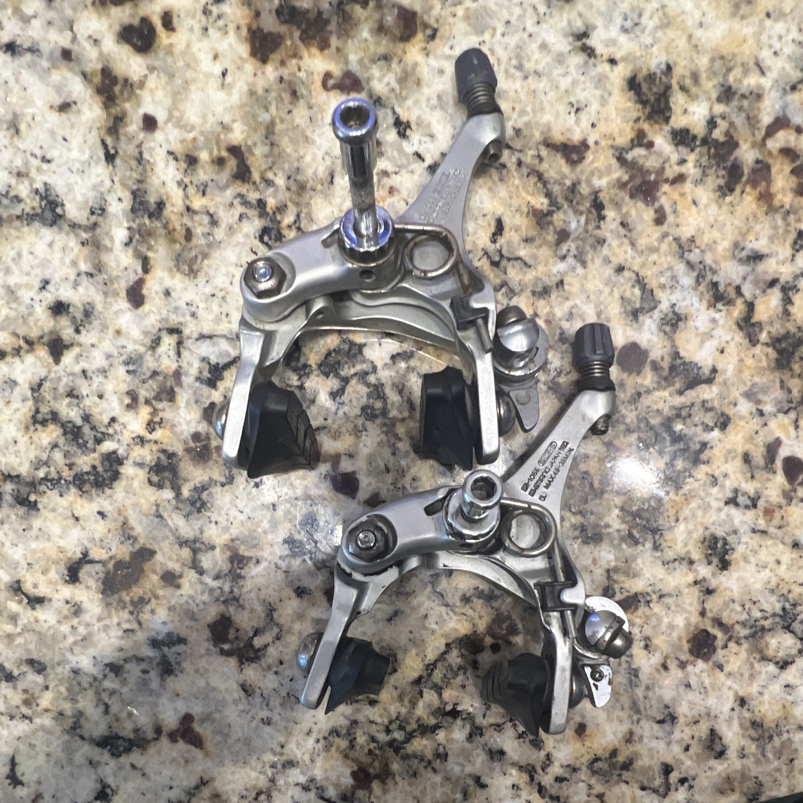 Shimano 105 BR-1055 Side Pull Caliper Brake Set Front/Rear Silver Road