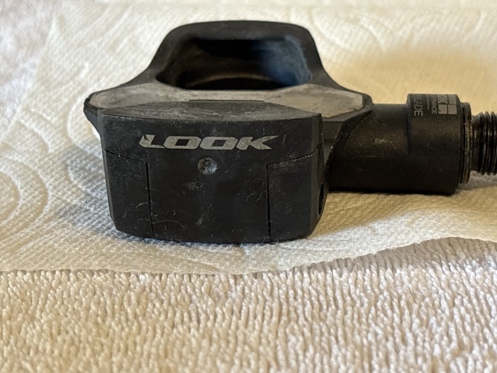 Look Keo Blade Carbon Clipless Pedals – Black – VG-EX
