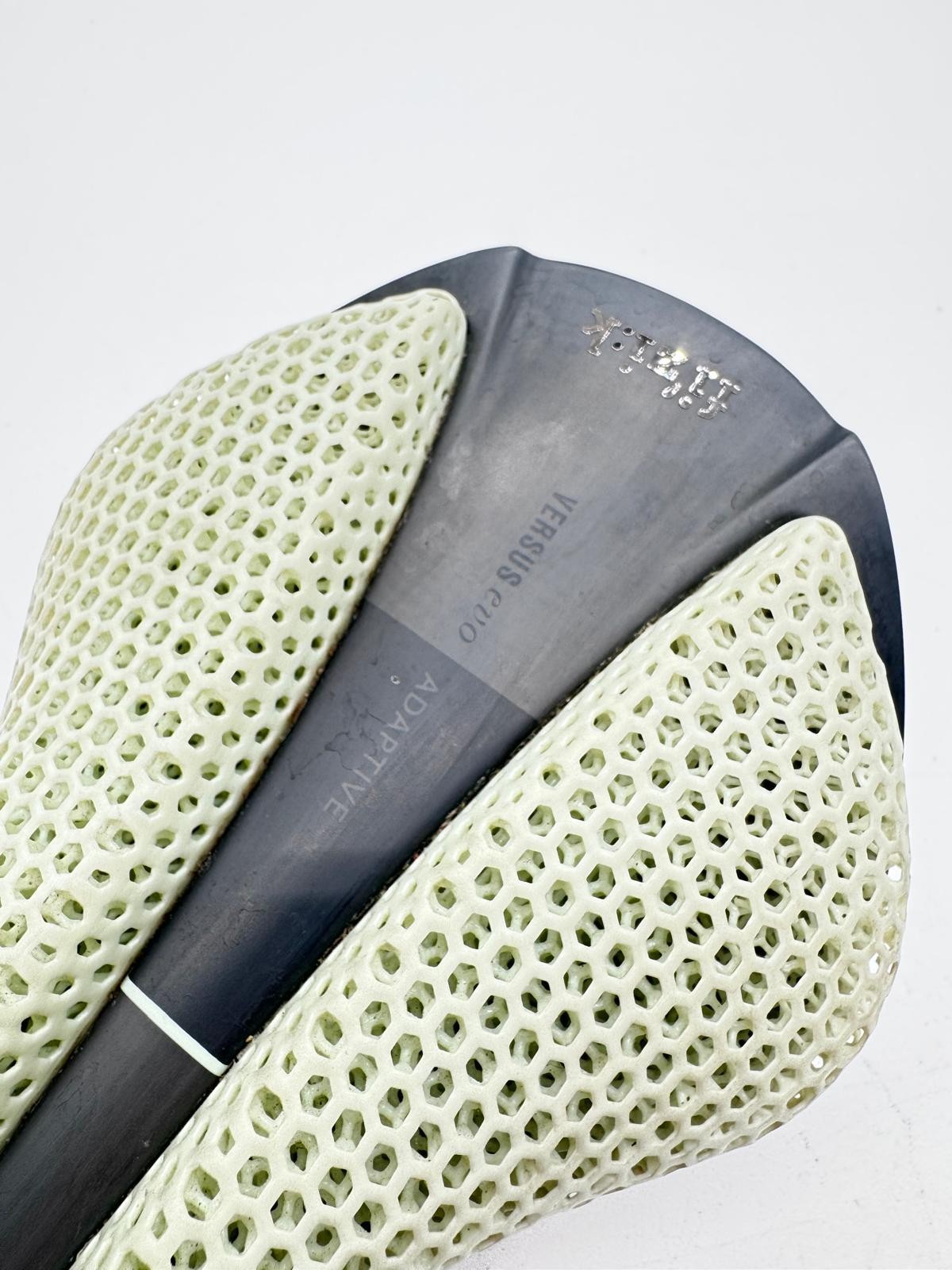 Fizik Versus Evo Adaptive 3D Saddle Carbon Rails «Regular»