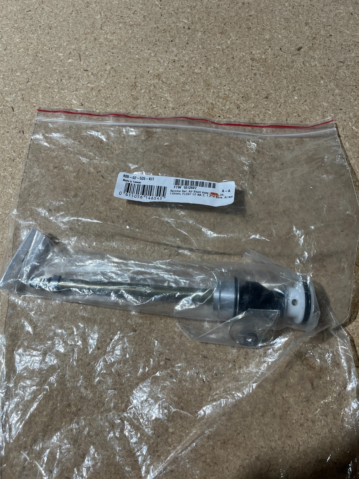 Fox Factory 34 Air Shaft Assembly – 110mm – Float 820-02-525-KIT