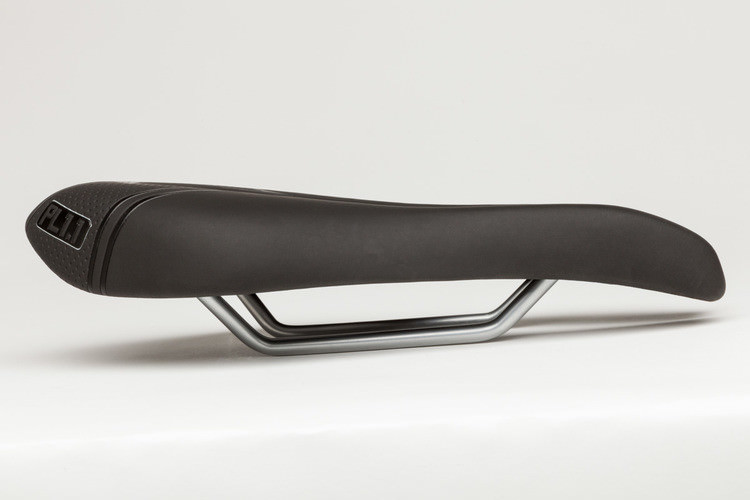 ISM PL 1.1 Performance Long 275x135mm 40 Padding Saddle (Black)