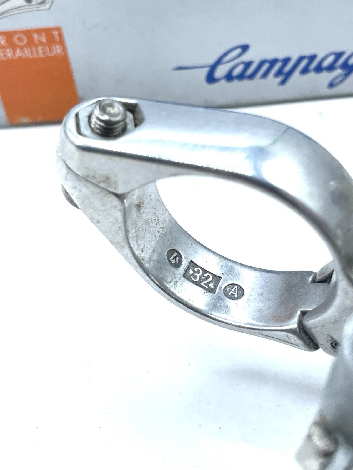 Campagnolo Veloce Front Derailleur 32.0 Bottom Pull NOS Vintage NIB NEW Campy