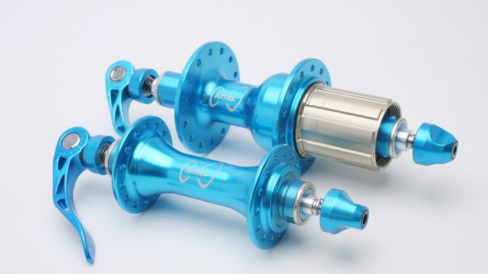 Axial Road Hubs Pair 28h 8-11 Speed 100/130mm Sealed Bearing Blue 508g Bike