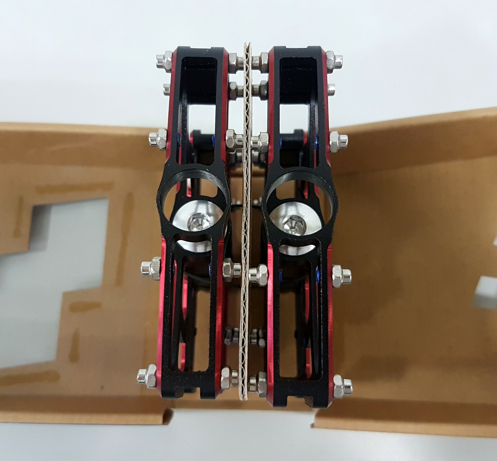 MDH Off-Road – MTB PXA01 375g 108x100x25.5mm Aluminum Bicycle Pedal Black Red