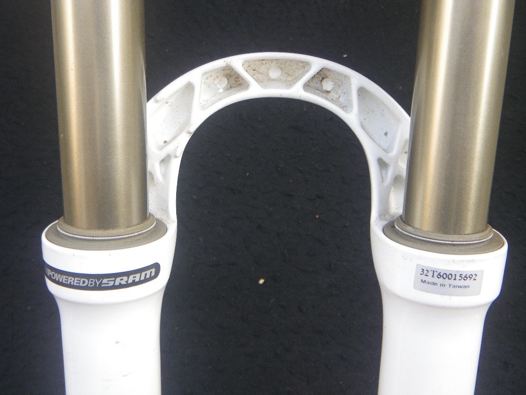 85mm RockShox Reba Approx. 1.8kg RockShox Front Fork MTB Front Suspension SRAM