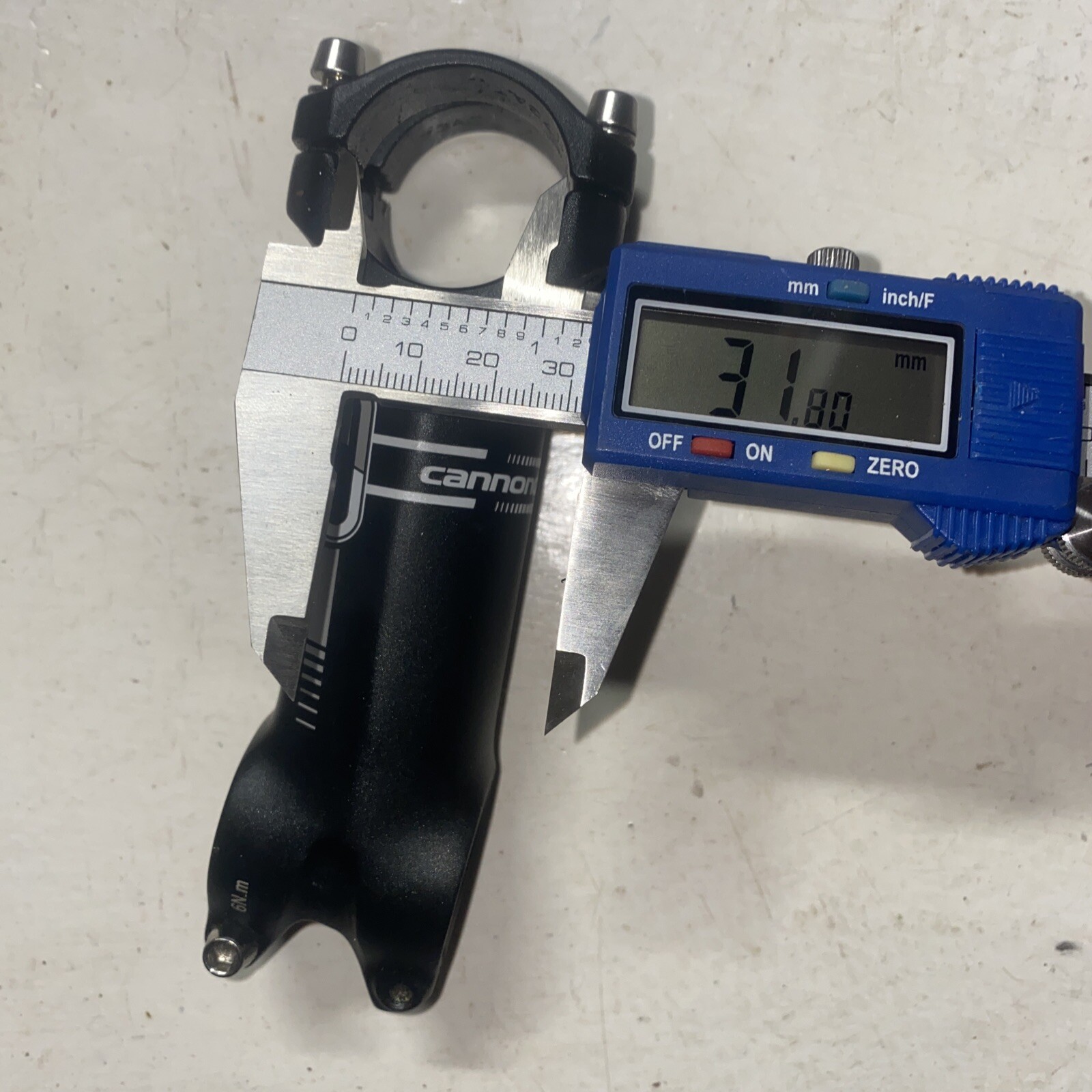 Cannondale C3 bicycle bike stem 100mm +/-7 degree 1 1/8th” black alloy