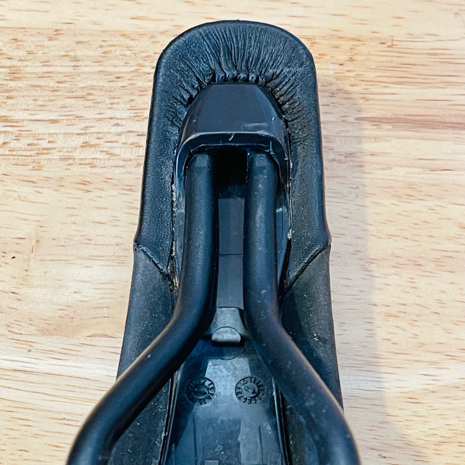 Fizik Tundra 2 Saddle Manganese Rails Black
