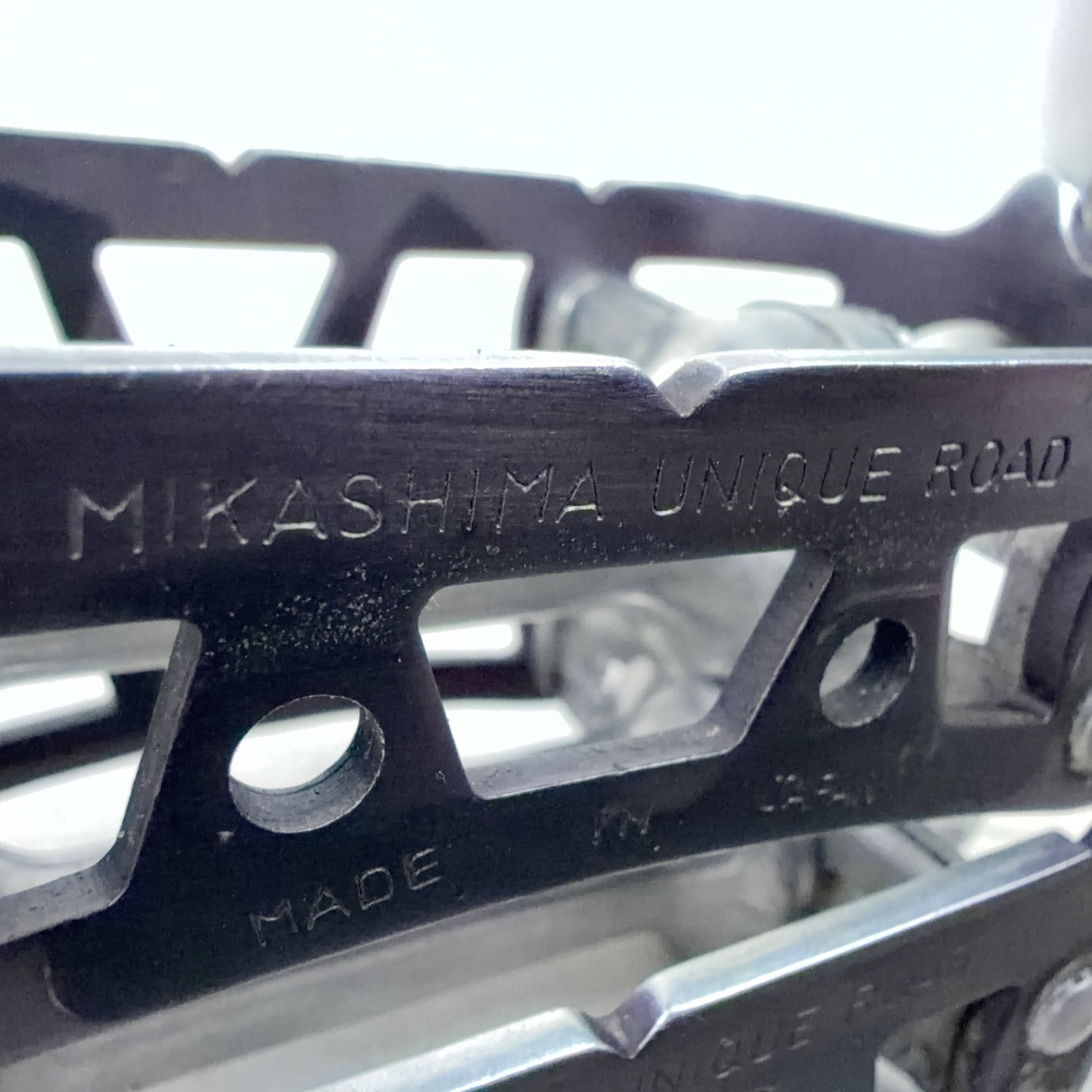 Vintage Mikashima Unique Road Bike Pedals 9/16″ Black/Silver Pair MKS