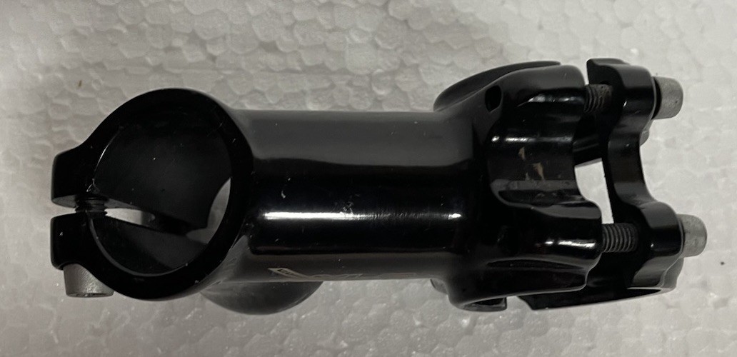 Black XL-C Comp Aluminum 55mm x 31.8mm x 45 Degree x 1-1/8″ Threadless Stem Used