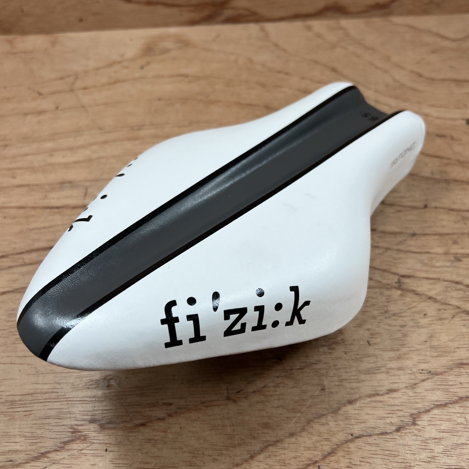 Fizik Tritone 6.5 Saddle Bicycle Seat triathalon stub nose short seat