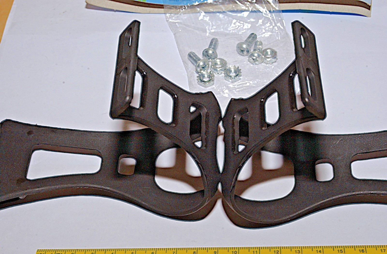 Bike-Street MT-3 Road Mountain Bicycle Pedal TOE CLIPS, Plastic, & 7cm Toe Depth