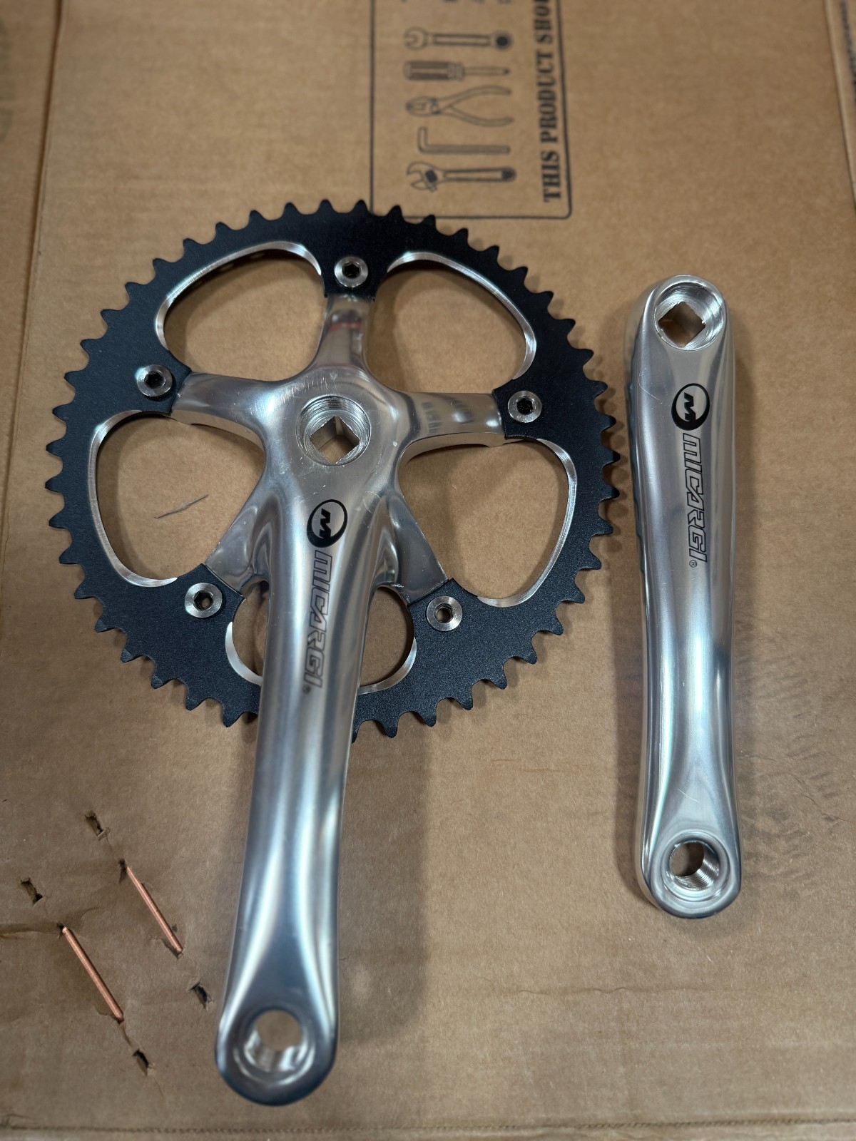 46T Tooth Crank Set with Chainring Fixed Gear 170mm Crank Arms 9/16″ Pedal Hole