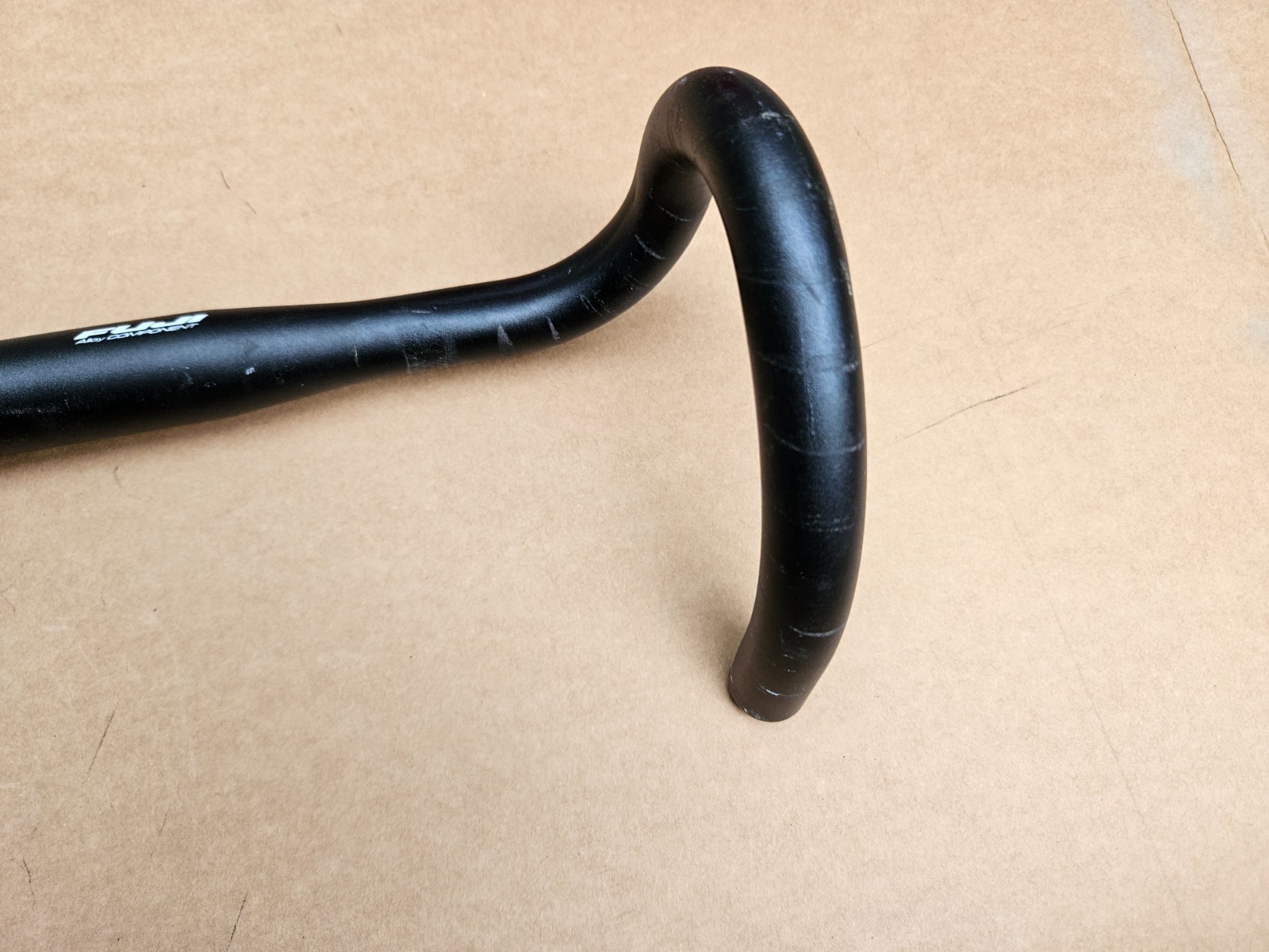 Fuji Aluminum Alloy Road Bike Drop Bars 40cm Wide x 31.8mm Clamp Black